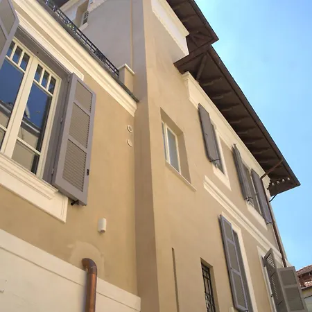 Lina - Sky Earth Liberty - 5 Min From Tube *