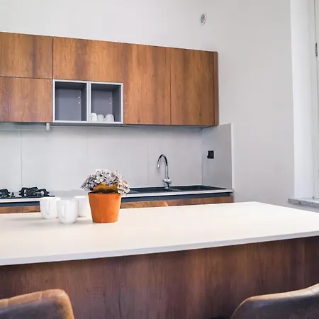 Lina - Sky Earth Liberty - 5 Min From Tube Вилла