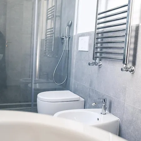 Lina - Sky Earth Liberty - 5 Min From Tube Вилла