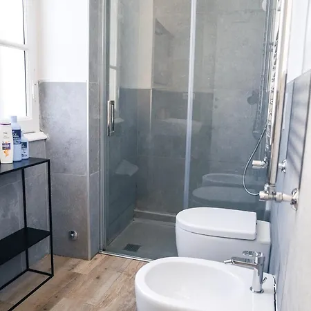 Lina - Sky Earth Liberty - 5 Min From Tube * Рим