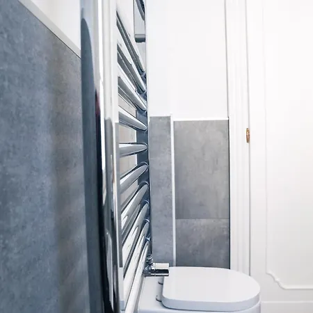 Lina - Sky Earth Liberty - 5 Min From Tube * Рим