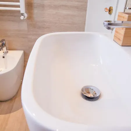 Lina - Sky Earth Liberty - 5 Min From Tube Вилла *